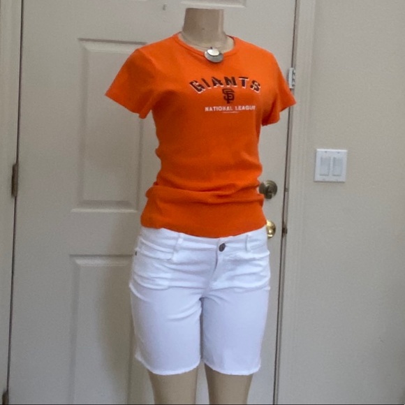 “MLB” 🧡 SUPER CUTE 🖤S.F. GIANTS SHIRT SLEEVE TEE - Picture 15 of 16